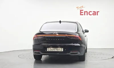 Hyundai Grandeur 2023, 27887 км, за 23500000 KRW