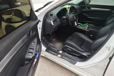 Honda Accord 2018, 97300 км, за 94566.55 CNY - фото 17