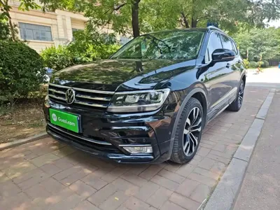 Volkswagen Tiguan L 2021, 87400 км, за 104600 CNY