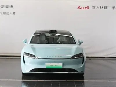 智界 Zhijie S7 2025, 100 км, за 199800 CNY
