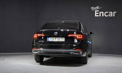 Volkswagen Jetta 2023, 37132 км, за 27000000 KRW