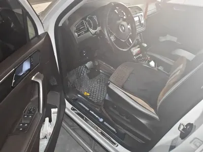 Volkswagen Tiguan L 2017, 48400 км, за 56600 CNY - фото 13