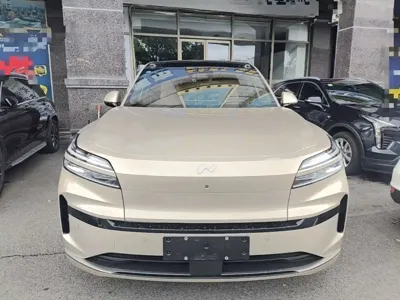ONVO 乐道L90 2025, 14900 км, за 153100 CNY