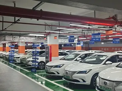 Changan Eado New Energy 2019, 170000 км, за 26800 CNY - фото 10