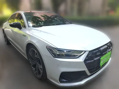 Audi A7L 2022, 48099 км, за 233496.65 CNY