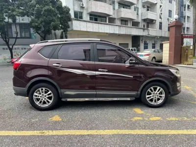 Baojun 560 2017, 96000 км, за 14800 CNY
