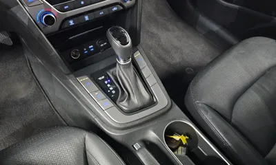 Hyundai Avante 2016, 73086 км, за 9500000 KRW - фото 9