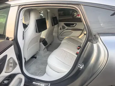 Mercedes-Benz EQS AMG 2024, 34000 км, за 379799 CNY - фото 11