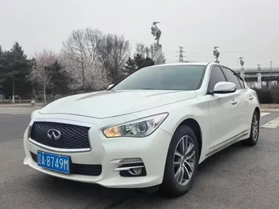 Infiniti Q50L · 2016 год