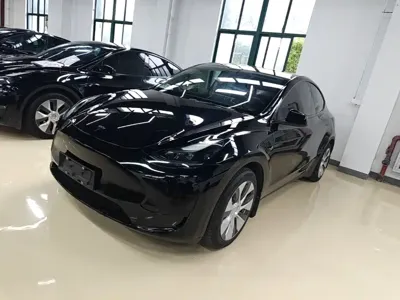 Tesla Model Y 2022, 61300 км, за 163200 CNY - фото 1