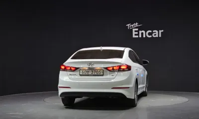 Hyundai Avante 2018, 87493 км, за 9900000 KRW
