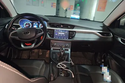 Geely Auto Emgrand 2019, 62600 км, за 33862.67 CNY - фото 6