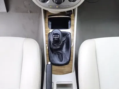 Buick Excelle 2016, 106600 км, за 14500 CNY - фото 16