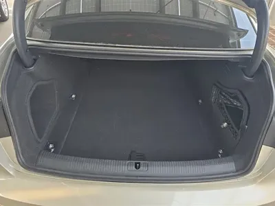 Audi A4L 2018, 97800 км, за 90800 CNY - фото 4