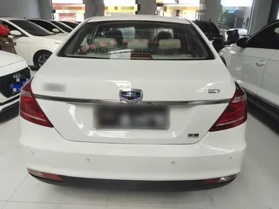 Geely Emgrand 2015, 81700 км, за 12300 CNY - фото 6