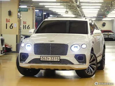 Bentley Bentayga · 2022 год