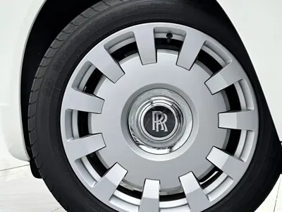 Rolls-Royce Ghost 2014, 25200 км, за 1660000 CNY - фото 9