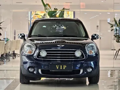 MINI Mini Countryman 2014, 130000 км, за 39800 CNY