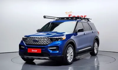 Ford Explorer · 2022 год