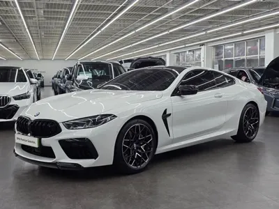BMW M8 · 2025 год