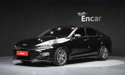 Kia K5 · 2023 год