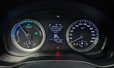 Hyundai Grandeur 2019, 56603 км, за 19800000 KRW - фото 8