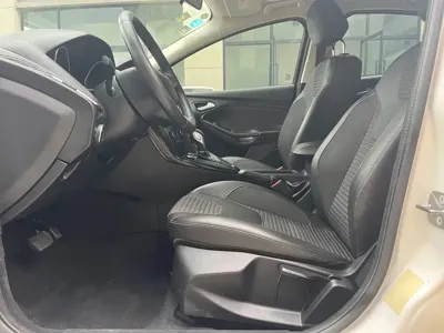 Ford Focus 2017, 93000 км, за 21000 CNY - фото 8