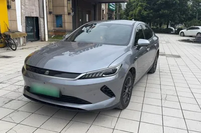 BYD Qin Plus 2025, 17200 км, за 95225.95 CNY