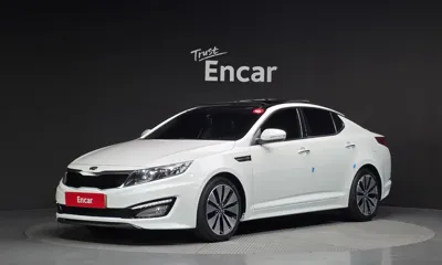 Kia K5 · 2011 год