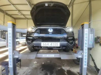 KG_Mobility_Ssangyong Rexton · 2018 год