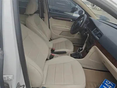 Volkswagen Lavida 2015, 81199 км, за 25800 CNY - фото 8