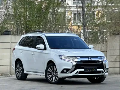 Mitsubishi Outlander 2022, 56000 км, за 83000 CNY - фото 3