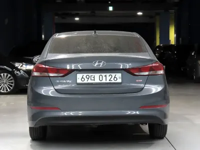 Hyundai Avante 2016, 104741 км, за 8000000 KRW