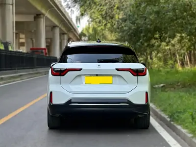 Nio ES6 2021, 60300 км, за 132000 CNY