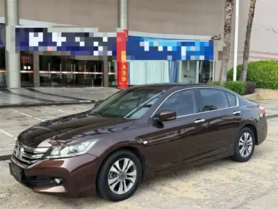 Honda Accord · 2014 год