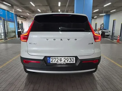 Volvo XC40 2023, 42966 км, за 35500000 KRW