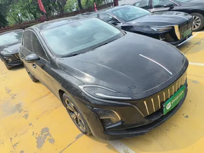 Hongqi E-QM5 2023, 32000 км, за 80864.76 CNY