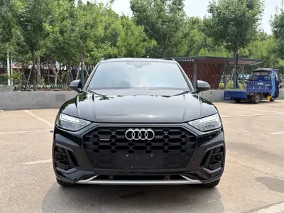 Audi Q5L · 2023 год