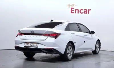 Hyundai Avante 2023, 61801 км, за 21000000 KRW - фото 2
