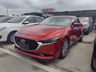 Mazda 3 Axela 2021, 50000 км, за 56000 CNY - фото 1
