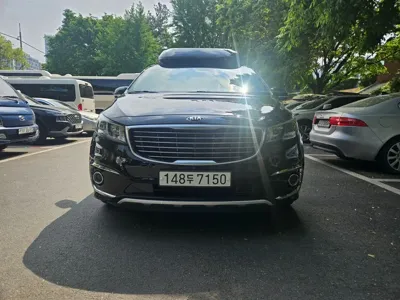 Kia Canival · 2018 год