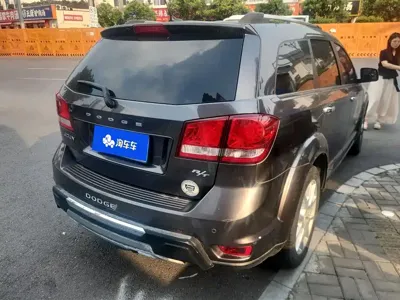 Dodge Journey 2014, 98900 км, за 20000 CNY
