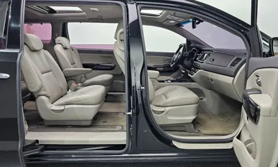 Kia Canival 2017, 177750 км, за 8300000 KRW - фото 19
