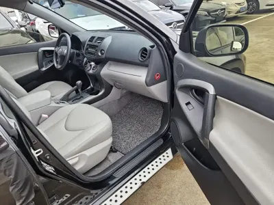 Toyota RAV4 2011, 68000 км, за 22000 CNY - фото 18