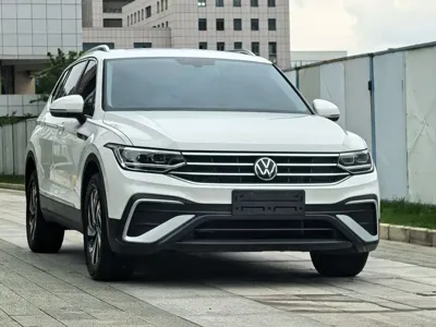 Volkswagen Tiguan L 2022, 88000 км, за 105000 CNY