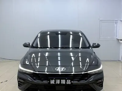 Hyundai Elantra 2024, 7000 км, за 103800 CNY