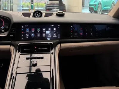 Porsche Panamera 2025, 8500 км, за 189900000 KRW - фото 9