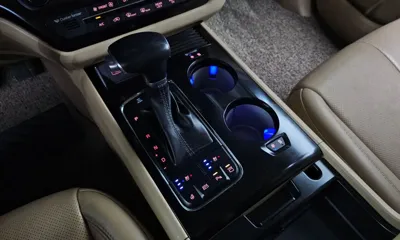 Kia Canival 2017, 189498 км, за 12300000 KRW - фото 9