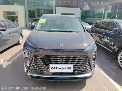 Buick GL8 Hybrid 2025, 100 км, за 318000 CNY