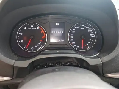 Audi A3 2015, 84100 км, за 41200 CNY